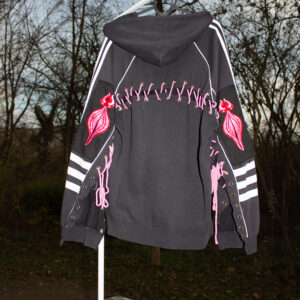 LACE UP HOODIE S-M