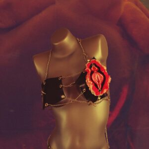 LATEX TOP W VULVA CHARM XS-L